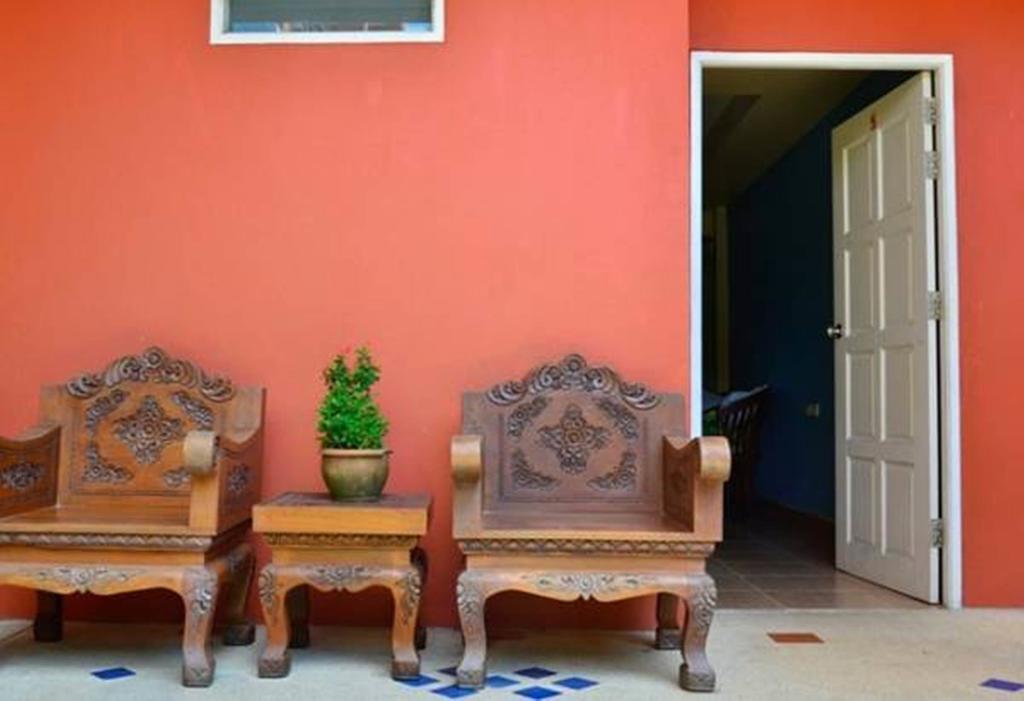 Baan To Guesthouse Krabi town Extérieur photo